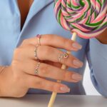 Anel De Prata 925 Corações Vazados Ligados Zircônias Coloridas - Imagem 2