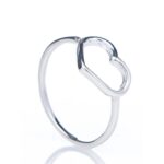 Anel De Prata 925 Com Coração No Centro