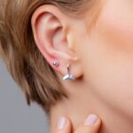 Brinco De Prata 925 Rabo De Baleia Pequeno 1,2 cm - Imagem 2