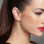 Brinco de prata 925 ear cuff quatro argolas e detalhes em zircônias com tarraxa 2 cm - Imagem 2