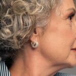 Brinco De Prata 925 Argola Grossa Mini Com Zircônias Branca 1,1 cm - Imagem 3