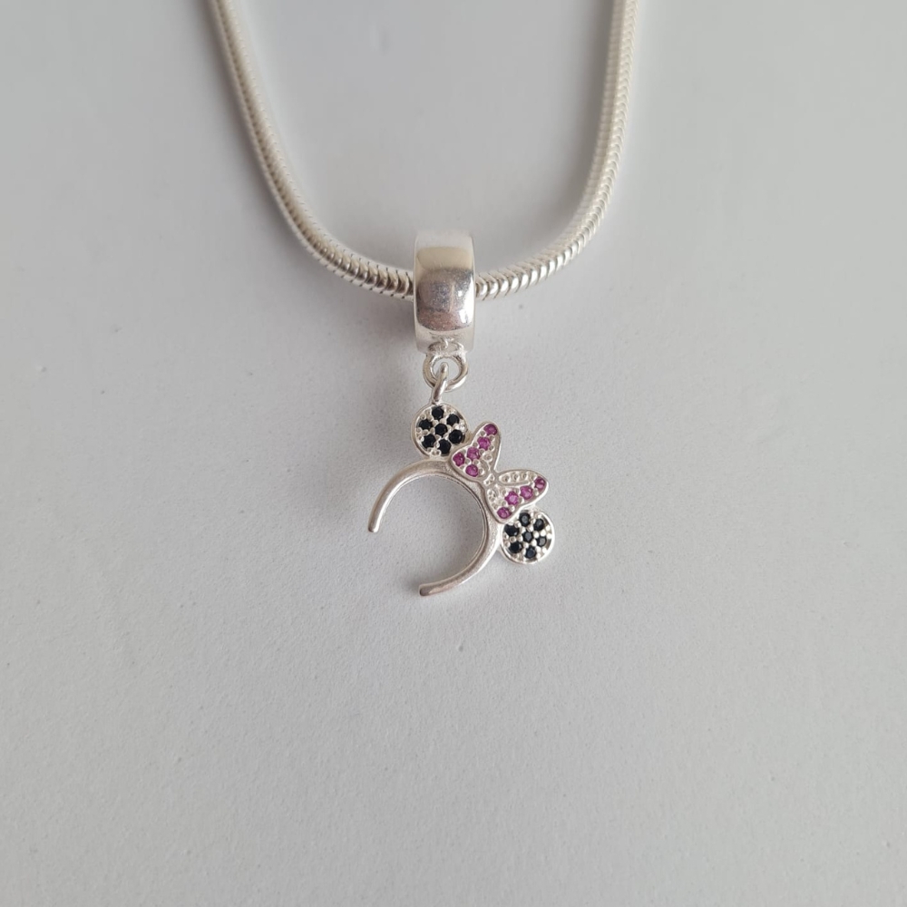 6b1b58cb91d095a1364974d09e1d24c7.jpg Berloque de prata tiara Minnie - Imagem 1