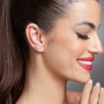 Brinco de prata 925 cinco triângulos cristal - Imagem 3