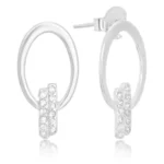 Brinco de prata base oval dois fios cravejados