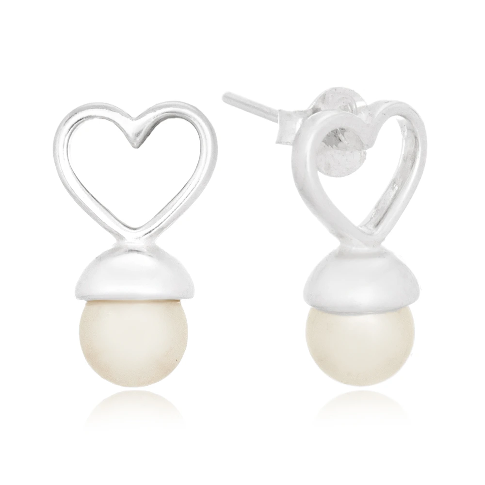 brinco-de-prata-coração-vazado-com-perola Brinco de prata coração vazado com pérola