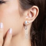 Brinco de prata elos ovais lisos e cravejados