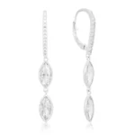 Brinco de prata fecho gancho cravejado com zircônias penduradas