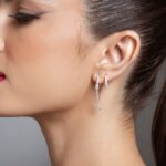 Brinco de prata gancho cravejado zircônias gota