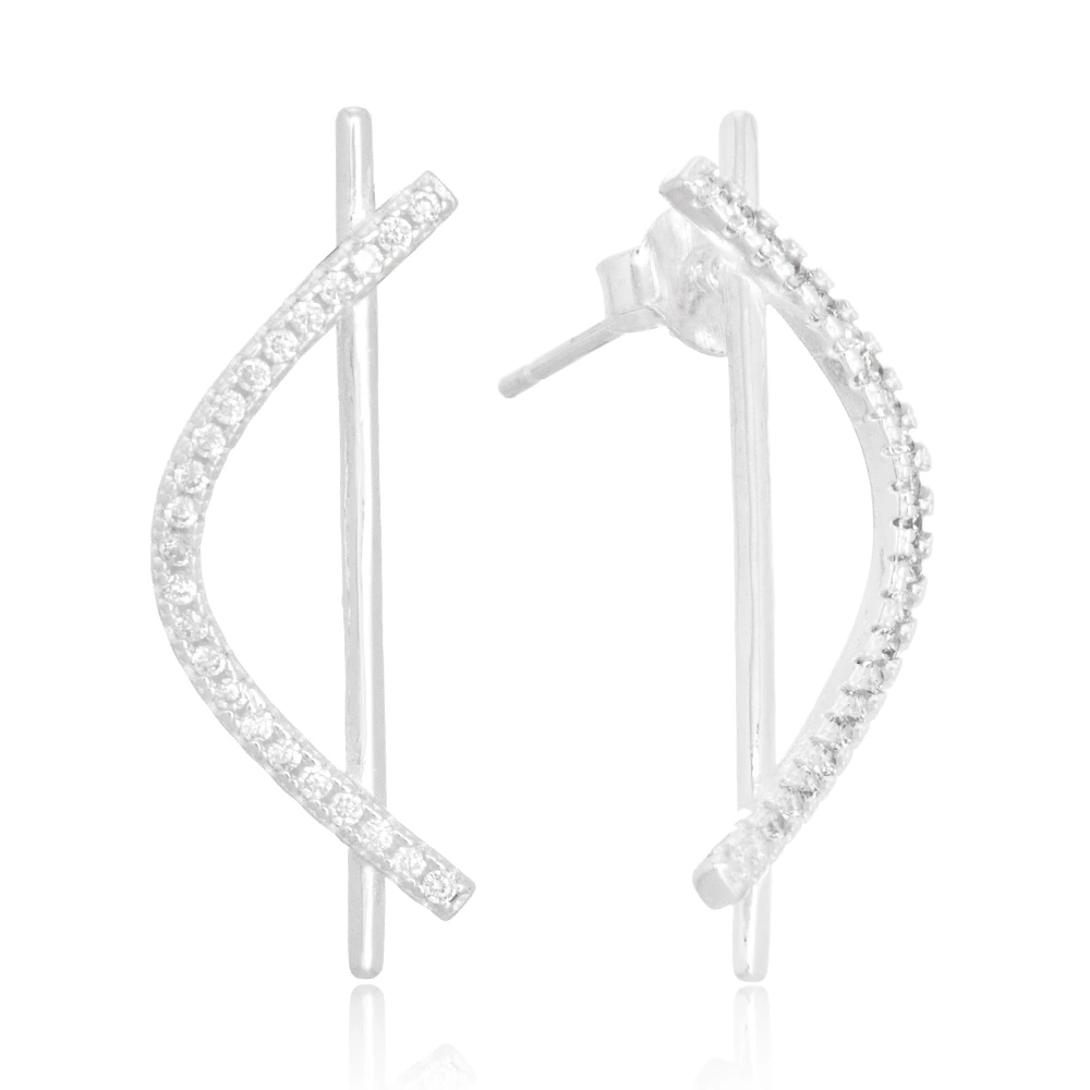 brinco-de-prata-palito-com-curvatura-cravejada-com-zirconias (1) Brinco de prata palito curvado cravejado com zircônias