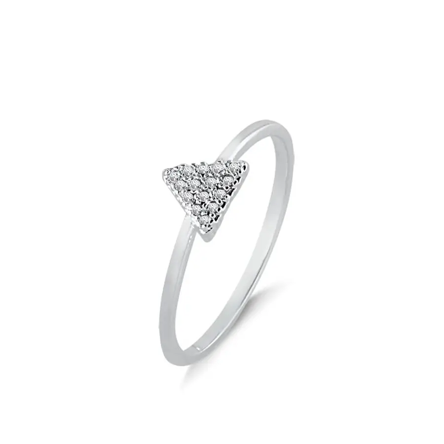 592e94246e4e95f9eb1de3bf8fd627d0.webp Anel de prata 925 triângulo cravejado - Imagem 1